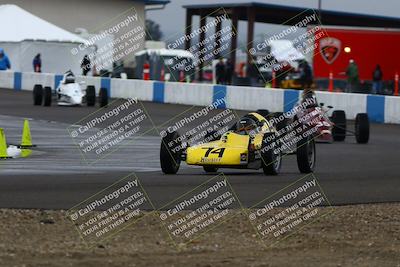 media/Nov-16-2025-CalClub SCCA (Sun) [[2975c16dfc]]/Group 2/Turn 1/